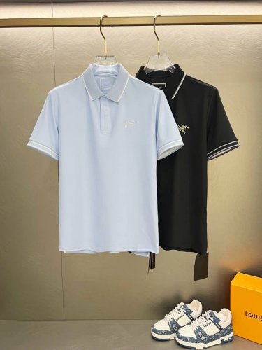 始祖鸟家25Ss新款春夏短袖翻领T恤polo 最高版本客供定制高端朱地面料简单时尚款 拼色螺纹超级好看 经典Logo简单大方的款式 满满的高级感 四季可穿 简欧