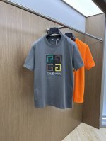 新款 Gvc 高定面料 玉蚕丝般的丝滑 2025春夏新品上市时尚经典圆领短袖时尚单品设计，更加时尚舒适，高标准定制，上身非常有型，人工手绘工艺， 客供辅料，客供