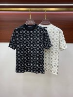 ss驴家纯棉最新面料经典标识图案Logo时尚简约潮流短袖，最顶级的品质专柜原单短袖，顶级制作工艺进口面料，专柜款独特设计，采用进口高端订制面料。官网在售！面料版