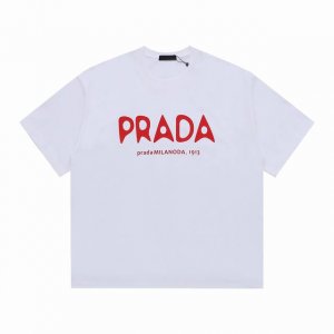prada普拉达硅胶短袖 270棉质宽松版型. 正面硅胶工艺 立体字母硅胶 颜色白色 尺码.Xs.S.M.L