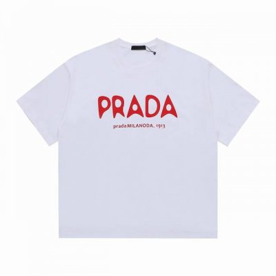 prada普拉达硅胶短袖 270棉质宽松版型. 正面硅胶工艺 立体字母硅胶 颜色白色 尺码.Xs.S.M.L