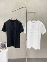 Louis Vuitton路易威登独家专供新款原单男士休闲春夏短袖 高端定制 高端版本 时尚百搭爆款进口面料 手感超柔软细腻 穿着亲肤舒适 高端精品 代工厂p精