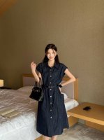 上新 gucci 古驰 25Ss小飞袖设计牛仔连衣裙 深蓝色牛仔 完全不挑人 这一条裙子不管是通勤或者日常度假都Ok 休闲感在线又不会缺少正式范 长款裙子 腰带