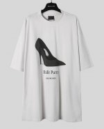 balenciaga 25Ss 高跟鞋短袖 市面最高版本 原版开发定织280G面料 高度还原 洗水处理 手感厚重 质感区别市场货 采用进口康利印花 湿打白墨工艺