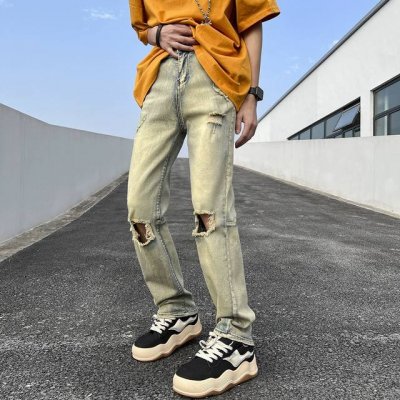 款号Xk26 夏季黄泥色弹力膝盖破洞牛仔裤男显瘦水洗做旧百搭长裤高街男女款潮牌，面料定制经过一流的高工艺水洗 ，质地紧密 色泽均匀 纹理清晰，上身非常舒适 直筒