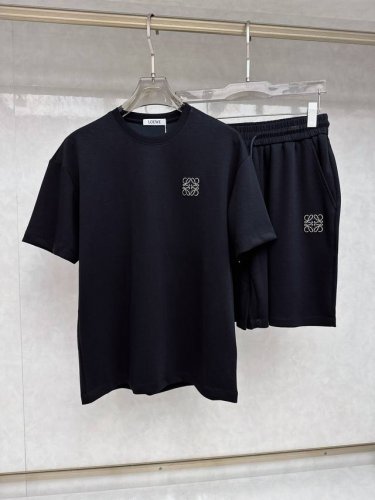 罗意威 2025Ss春夏新款短袖套装，男女同款。上身效果超赞，码数 M-3Xl