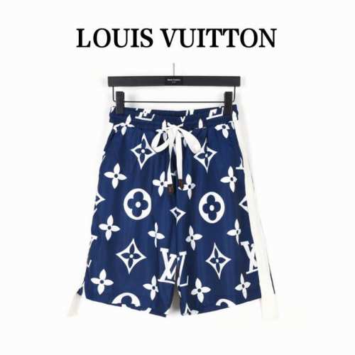 Louisvuitton 路易威登 满印老花飘带短裤 客供原版定织面料，面超料赞，爽滑舒适，手感一流，经典老花Logo印花长袖外套短裤套装，融汇 Monogra