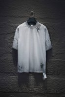 款号:7259# Chrome Hearts Os版型真的很迷人 克罗心也真的是绝绝子 每一季新品版型都做到极致 实穿度很高，随意搭都Nice 100%棉 采用