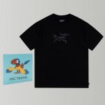 礼盒装 款号A116-2码数Xs-S-M-L黑白两色 男女同款 Arcteryx 经典Logo短袖己经成为热门时隔一年，在潮流圈最受欢迎的户外神级 始祖鸟 ，现