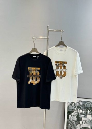 Bbr*巴宝-莉25Ss限定款T恤.男女同款！260G克高品质全精梳棉，胸口经典Tb格子刺绣工艺极具立体感，触感肌理效果，Oversize微扩版型，三标齐！颜色