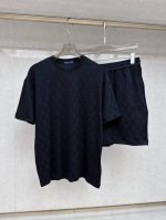 lv 2025Ss春夏新款短袖套装，男女同款。上身效果超赞，码数 M-3Xl