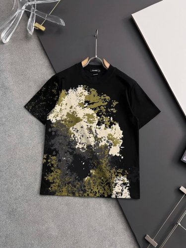2025独家 新品！D2*爆款 美国杜邦公司所罗纳面料黑科技 爆款现货春夏短袖，简约基础衣橱神器， 休闲百搭必备款 做工走线质感一流，两色推荐 修身版型 码数S
