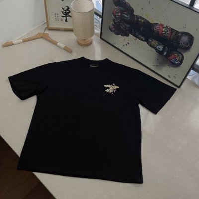 boy London25老鹰情侣短袖Tee男女同款 超高版本 经典图案设计朋克不羁！！面料由品牌面料商直接供应 日本进口胶浆印花，这个印花很稳固的不会开裂，男女