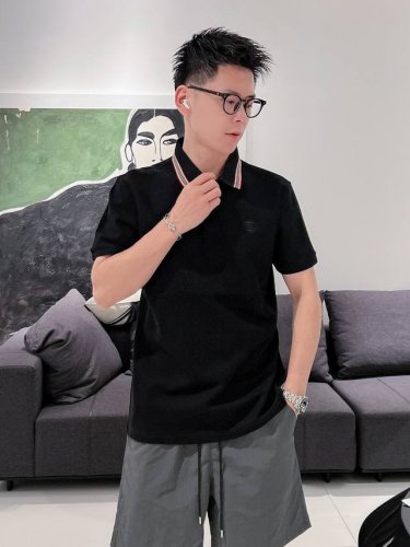 巴宝莉 2025Ss夏季新款字母Logo男士翻领Polo衫！经典商务男款，高端男装的天花板级别的商务男款！简约时尚大气不失优雅，单穿内搭体面过人，品质控 细节控
