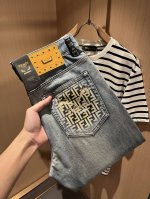 fen*I 芬*迪2025春夏新款Fd家休闲牛仔裤！意大利原厂订单，Fd家族人气单品，代表性十足，规格感十足的精品，所有Fd粉丝都值得抢购的精品！纯正意代渠道订