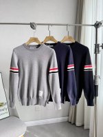 170 高品质羊毛衫Thom Browne 汤姆布朗Tb双袖色织条纹圆领羊毛衫，专柜官网同步发售，美国贸易公司正品订单！ 采用16针日本丰田横机编造，套口采用四