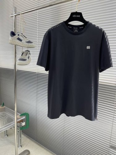 Kolon 25最新款可隆Seco系列男士速干短袖T恤。自留款 标牌齐全 可直接送人！ 面料采用Seco客供科技速干面料 手感软糯细腻 亲肤柔软 面料特点吸湿排