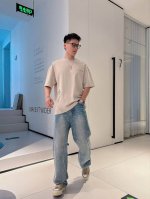 25Ss Lv新款圆领短袖T恤 选用330克双纱平织棉面料打造 3D立体效果印花工艺 后领经典黄色Louis Vuitton标识 螺纹针织领口 男女同款 码数