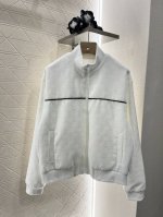 Gucc*2025新品上架 毛巾拉链外套短裤套装 定制Yb斜纹全棉材质 舒适软糯 穿搭洋气 翻领拉链外套剪裁 拉链开襟设计随意调节 通体满铺立体凹凸肌理感双G字