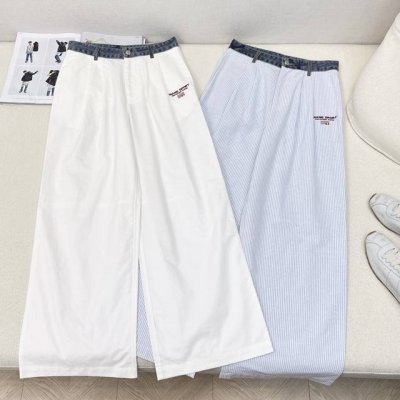 aw 25Ss 春夏最新款牛仔腰拼接条纹阔腿长裤 字母徽标高腰条纹设计 吸睛有亮点 可酷可飒的穿搭选择 自带随性的休闲感 宽松阔腿剪裁 是一整个藏肉显高的好版型