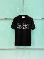 Gucci 古驰 2025春夏新款男女同款短袖T恤，最新款全网独家首上！！~既经典有时尚百搭，谁不爱啊，将经典再次展现，非常的耐看，自带低奢光环与辨识度！古家传