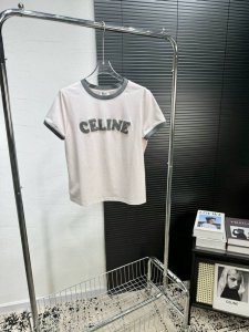 17600# celine2025Ss春夏新款 超嫩超显白的浅粉色 软Fufu的感觉 毛巾绣加串珠工艺 设计感拉满 现货秒发 Sml