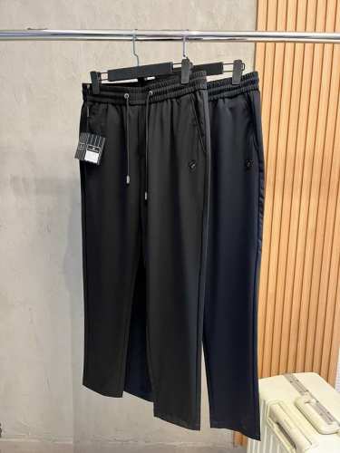 开春新品 开春新品 杰尼亚 夏天薄款透气休闲款 爆款来袭！纯色休闲裤，特供面料. 公务员 上班族 广谱人群均可.全套最新款吊牌 延用Milano经典主唛！原汁原