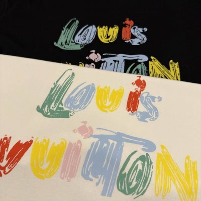 louis Vuitton 路易威登Lv 彩色涂鸦款字母Logo印花短袖 男女同款 ，情侣款 采用260克双纱紧密纺面料， 手感非常舒服 永不过时的经典款，Os
