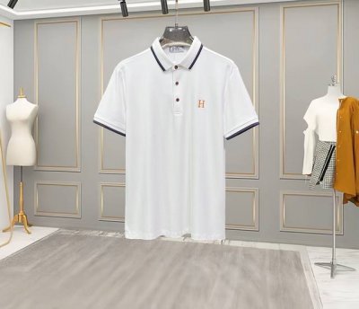 2025春夏新品 爱马仕 时尚高端男装Polo.进口顶极高密度丝光珠地，极为亲肤舒适 摸上去非常的细腻，质感很好，凉爽透气，内搭单穿都完全没问题，喜欢的亲也可以
