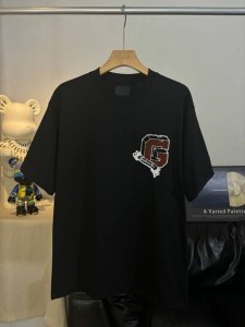 实拍图 顶级版本 #Givenchy#纪梵希.25Ss毛巾绣大G字母图案绣花短袖T恤 面料采用定制Giv全棉双纱面料 克重260G 手感松软细腻扎实 舒适透气不