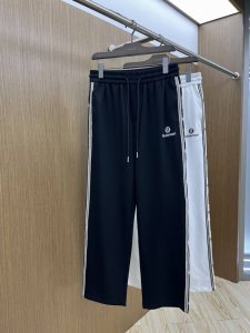 Lulu 2025 铜氨丝莫代尔空气层春夏休闲裤子 美学的焕新诠释,演绎浓郁的格调型时尚风范,细节感和设计感强悍.经典品牌标识做为色彩搭配,演绎经典的品牌时尚,