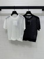 上新原单高端品质Alexander Wan* 2025春夏最新系列！微透花纹针织短袖！定制丝棉纱线织造 质感冰爽透气 针织短袖上衣剪裁 通体利用细密钩针肌理交织