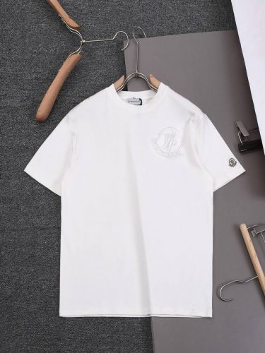 Moncler 蒙口 2025新款 前后刺绣字母Logo 定制袖章 男女同款 短袖T恤 定制260克100％双纱纯棉面料 定染32支双股螺纹 领标吊牌主唛三标齐
