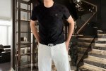 V*Rsace 范思哲2025春夏新款原单男士圆领短袖T恤 高端定制 时尚百搭 柜台同步售卖 全景提花工艺胸前印胶Logo设计 客供定制进口天丝棉混纺面料，穿着