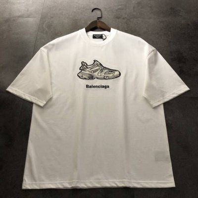 爆款推荐到货了 Balenciaga巴黎世家2025新款刺绣老爹鞋短袖T恤 原版面料高版本高品质 网红明星同款 32支双全精梳纯棉A类紧密纺 皮质激光切割刺绣设