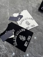 prada 25Ss春夏新品T恤！经典字母直喷设计！订制 液氨棉面料，上身舒适有型！ 颜色：黑色 白色 尺码：M-3Xl