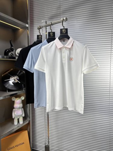 P160 Herm*爱马仕 Ss25早春新款翻领Polo衫 雍容华贵的品牌风格，客供进口面料，手感丝滑细腻有光泽， 做出来的衬衫也是版型垂顺挺括，并且还抗皱抗起