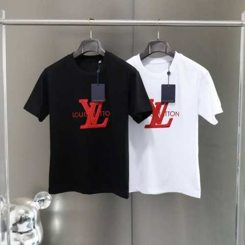 顶级高奢大牌外贸货重磅来袭 纯原臻品 品名 Lv胸前立体裂纹浮雕高端两色T恤 男女同款 受大环境影响 外贸服装工厂p大量现货库存积压 只能把订单转内销低价处理