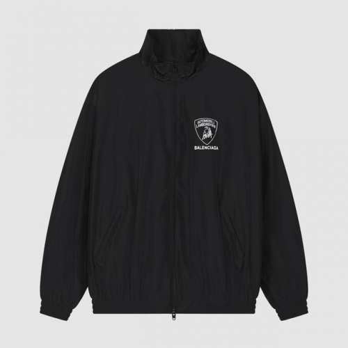 8331# Balenciaga X Lamborghini 最高版本 兰博基尼联名外套 进口尼龙功能性面料，经纬三线混纺，手感舒适透气。采用3D立体剪裁，左胸