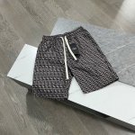 Fendi 芬迪速干短裤 面料采用德国进口速干材质，轻薄舒适、抗皱免烫，不起球，不掉色，松紧腰带设计，口袋新颖，贴合身形，方便调整，男女同款，个性十足 颜色：图