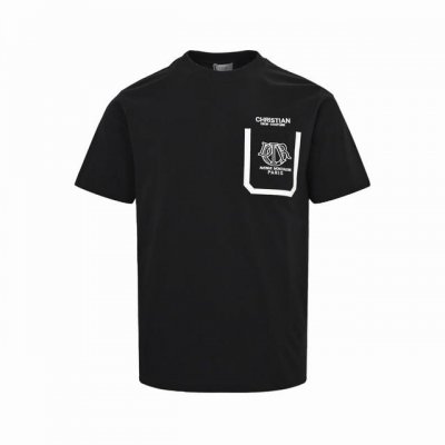 Dior 迪奥 25Ss 口袋刺绣短袖 Dior 迪奥25新款 经典口袋刺绣 短袖T恤，纯棉洗水面料，洗水后270克重左右，做工细致，男女同款宽松版型，时尚大气