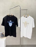 Fendi芬迪独家专供新款原单男士休闲短袖 高端定制 高版本 时尚百搭爆款进口面料 手感超柔软细腻 穿着亲肤舒适 高端精品 代工厂p精细做工 上身非常赞 男士必