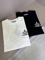 p200 P普家25Ss春夏新款圆领短袖，定制纯棉材质，舒适透气，胸前品牌字母刺绣设计 时尚百搭，休闲单品 颜色：黑色，白色 码数：S-2Xl