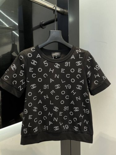 Chanel 爆款现货 高品质烫钻T恤 上身洋气时髦 颜色清爽减龄 推荐入手 Sml