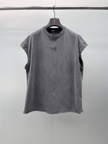 y.3春夏新款背心，采用优质棉质面料，洗水工艺，字母Logo图案采用植绒发泡工艺，款式简洁，工艺新颖有质感，时尚百搭的必备单品！宽松版型 码数M-Xxl