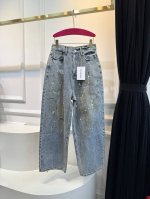 acne Studios 25Ss 泼墨泥染宽松高腰裤 手工涂鸦做脏的阔脚牛仔裤 1981M 这条牛仔无论裤型还是细节的处理直接拉满 也被称为2025 年神裤之