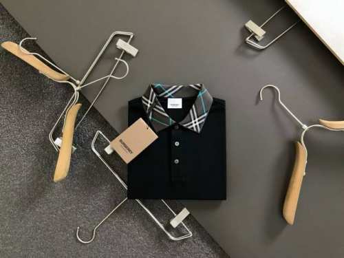 巴宝莉 Burberry 夏季新款T恤翻领短袖polo衫 专柜定制面料 透气舒适度高 材质:69.7%棉 26.4%聚酯纤维 3.9%氨纶 款式:通款细节无可挑