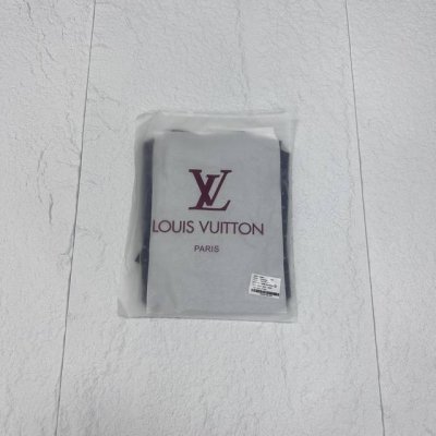 Louis Vuitton 路易威登 驴牌 25春夏新款 老花字母满印满天星Logo印花牛仔短裤 官网同步 原版复刻 随意对比 细节拉满 顶级复刻！ 码数：S-