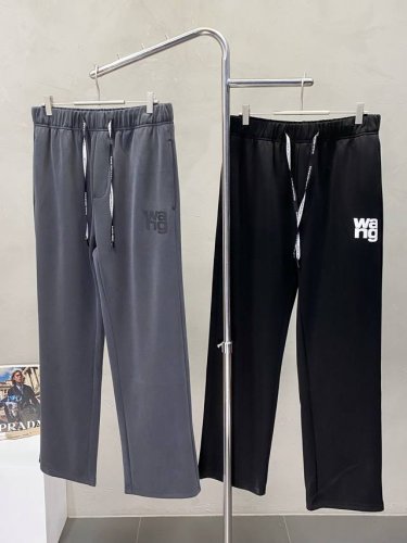 Alexanderwang亚历山大王独家专供新款休闲裤 高端版本！专柜定制面料 透气舒适度高，细节无可挑剔，品牌元素设计理念，体现高品质。手感细腻柔软！呈现休闲