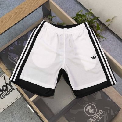 上新 款号：Zz3835 2025新款Adidas阿迪达斯三叶草刺绣Logo休闲情侣速干短裤五分裤，精致三叶草标志低调展现品牌魅力，透气面料确保穿着舒适。无论是